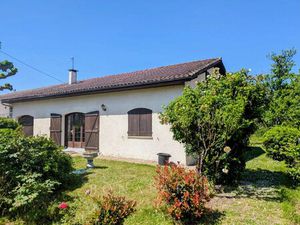 Maison avec garage et jardin  écoles à pieds