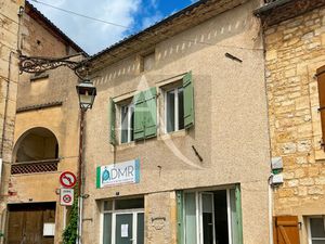 Vente local commercial 3 pièces  95.50m²  Fumel