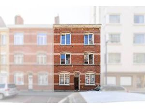 Commercieel te koop in Oostende met 4 slaapkamers