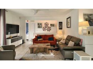 Maison de plain-pied avec piscine  à pied des commerces et à 5 minutes d’Uzès