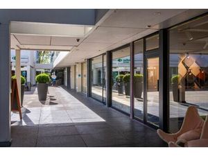 Prachtige handelsruimte te huur op