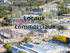 Local commercial avec parking