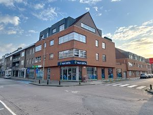 Commercieel te koop in Aartselaar