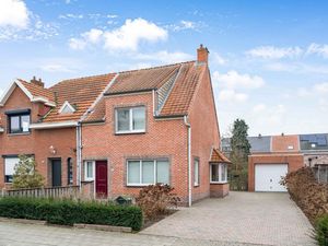 Huis te koop in Hoevenen met 2 slaapkamers