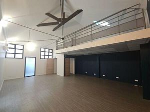 Location Local Professionnel 91m² TOURS 37000