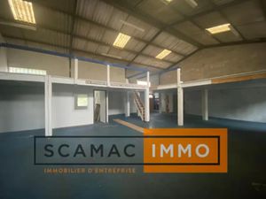 Entrepôt de 200m²
