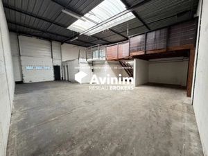 A LOUER ENTREPOT A SAINT-LEU-LA-FORET