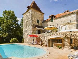 Superbe propriété en pierre avec piscine