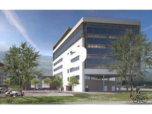 A LOUER  BUREAUX DANS IMMEUBLE PHARE ENTREE ROCADE