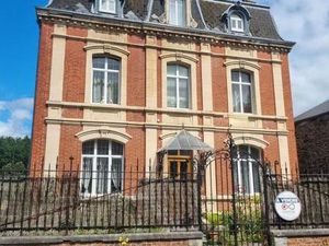 Maison bourgeoise de 246 m² bord de Meuse