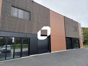 A VENDRE  BUREAUX NEUFS AMENAGES  SUD LOIRE