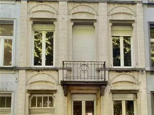 Immeuble de rapport à vendre avec 3 chambres   Tournai (VBD69926)