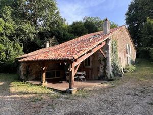 Charmante Maison en Pierre au calme  proche Aubeterre-sur-Dronne