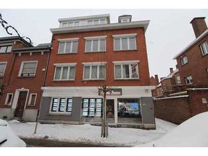 Très bel appartement 2 chambres + parking privé + cave