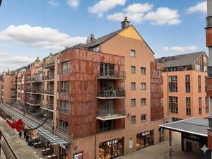 Appartement 2 ch. LLN - 1.200€ + 225€ - 90m²