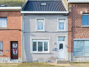 Maison 4 chambres avec jardin et piscine!