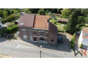 Grand atelier et parking aisé