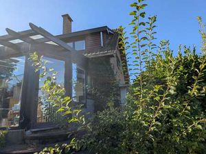 Maison lumineuse à rénover dans quartier prisé