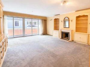 Bel appartement à rénover à deux pas du Bois de la Cambre