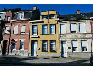 Belle maison familiale spacieuse avec 5 chambres et un ja...