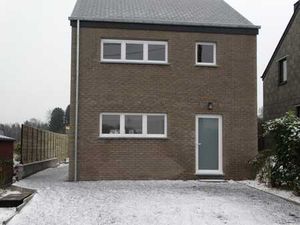 Maison neuve à louer à Saint-Hubert