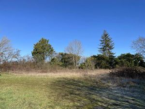 Terrain en zone semi-rurale