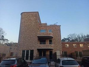 Bien professionnel à vendre à Genk € 249.000 (LJ9BT) - Skyline Limburg | Zimmo