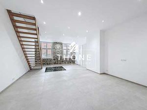 Au rez-de-chaussée : Triplex 3 chambres remis à neuf