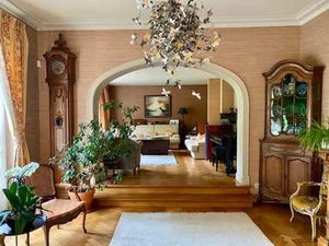 UCCLE - MONTJOIE/CAVELL - SUPERBE PROPRIETE AVEC JARDIN ET G