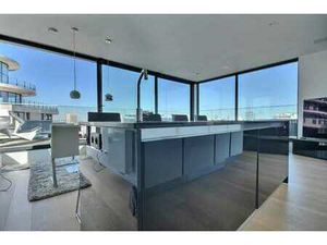 Superbe penthouse avec terrasses et vue époustouflante