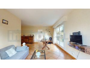 Appartement Bois d'Arcy 3 pièces 77.67 m2 + 1 cave + 1 parking extérieur