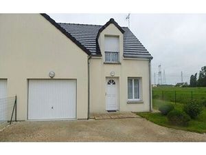 Location maison  m² T-4 à Ingré  900 €