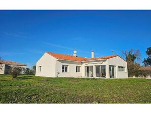 Maison Semussac 114 m² T-5 à vendre  284 850 €