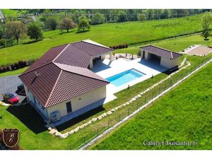 Vente maison 8 pièces 299 m² Val d'Oingt (69620)