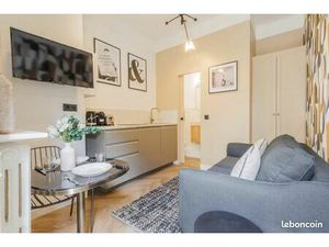 Studio 1 pièce 12 m²