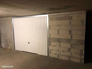Location box 22 m2 - garage / stockage