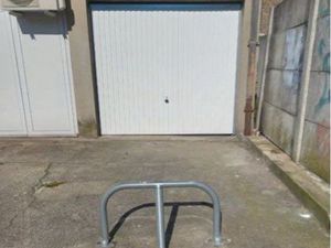 Vends box avec sa place de parking