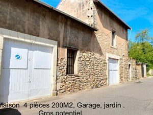 Maison de village  garage plus jardin