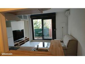 RARE : 2p rénové 50m plage/futur tram au calme