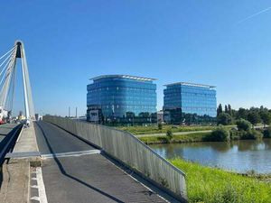 Bien professionnel à louer à Gent € 5.396 (LJBKT) - PANORAMA B2B Gent kantoren | Zimmo