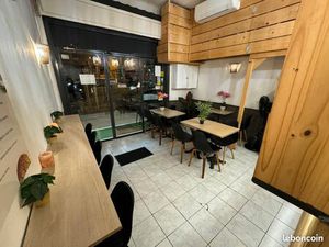 Local commercial restaurant nice Madeleine