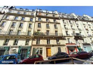 Local Divers 31 m² PARIS 11