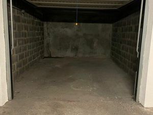 Box fermé - 12 rue rené viglieno