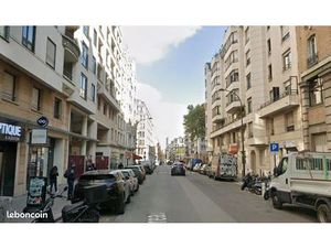 Boutique 200 m² PARIS