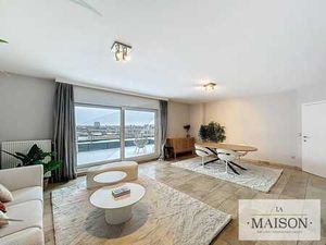 Superbe penthouse 2 chambres avec terrasse panoramique