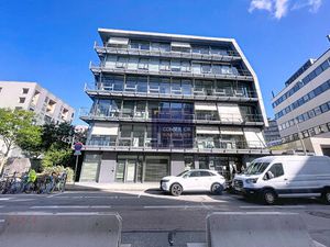 Location bureau 2 pièces 53 m² à Lyon 7 (69007)