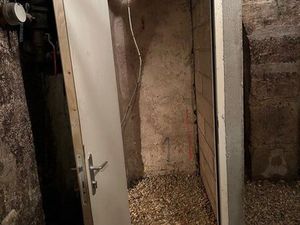 Loue Cave Paris 6ème (Angle Rue Guisarde/Rue Princesse)