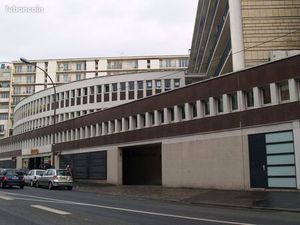 Parking moto Centre Issy-Les Moulineaux