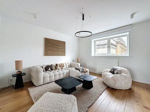 Penthouse à louer avec terrasse et 3 chambres   Etterbeek (VBD70093)