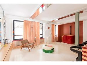 Paris 18e - ABBESSES - Duplex à vendre - 3 pièces - 72 09m² Carrez - 2 chambres.